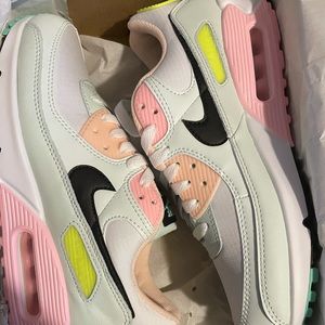 Nike air max 90 volt green glow